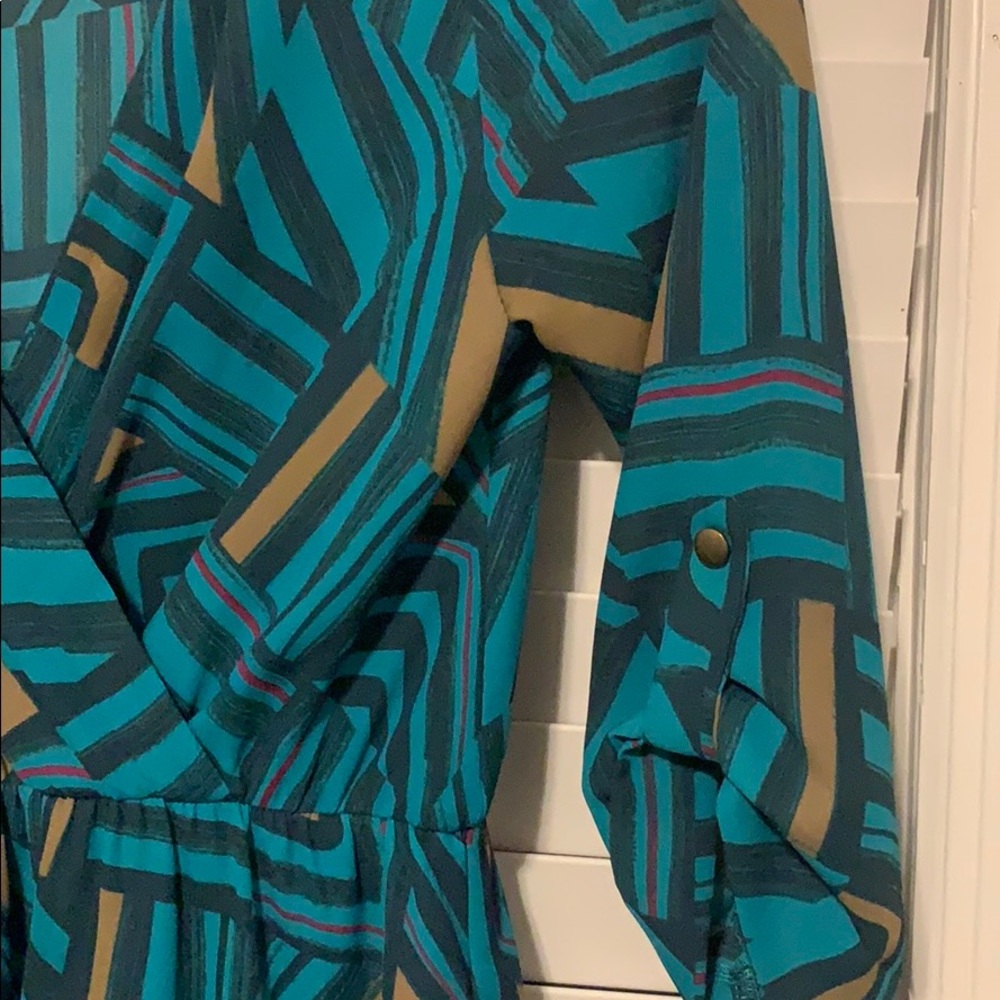 Everly Dress size small - Picture 2 of 7